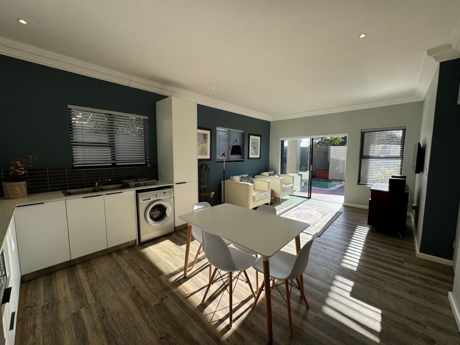 To Let 1 Bedroom Property for Rent in Sunset Beach Western Cape